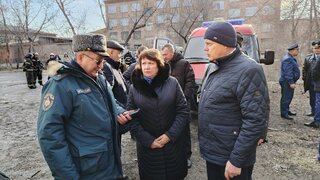 И.о. министра строительства и жилищно-коммунального хозяйства Республики Хакасия лично находится на месте обрушения дома в Черногорске.