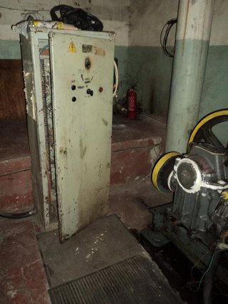 В Черемушках досрочно отремонтируют сломанный лифт
