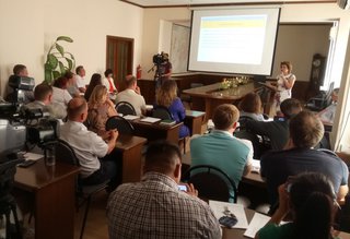 Эффективность программ благоустройства и капремонта обсудили на межрегиональном совещании в Хакасии 